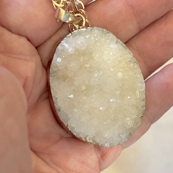 Bold & Beautiful White Druzy Pendant with 18K GP Chain - Picture 3 of 4